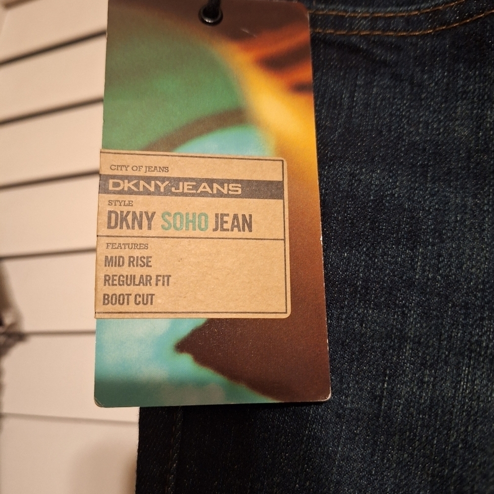 DKNY SOHO Skinny jeans Sz 4  14x9x32 NWT - Picture 3 of 6